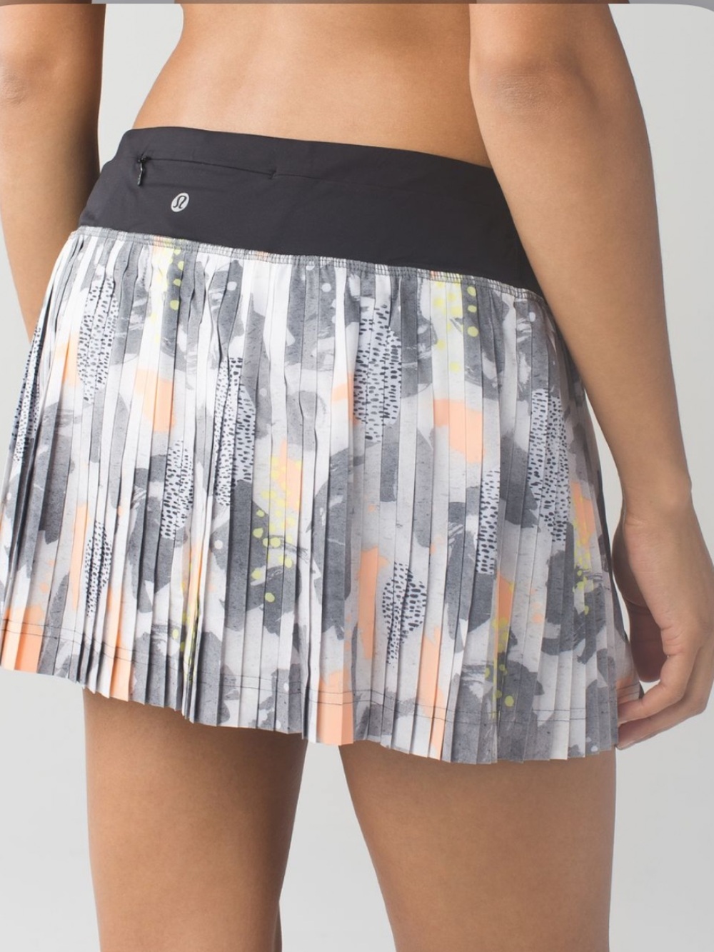 Lululemon Pleat To Street Skirt II Mini Art Pop Size 10